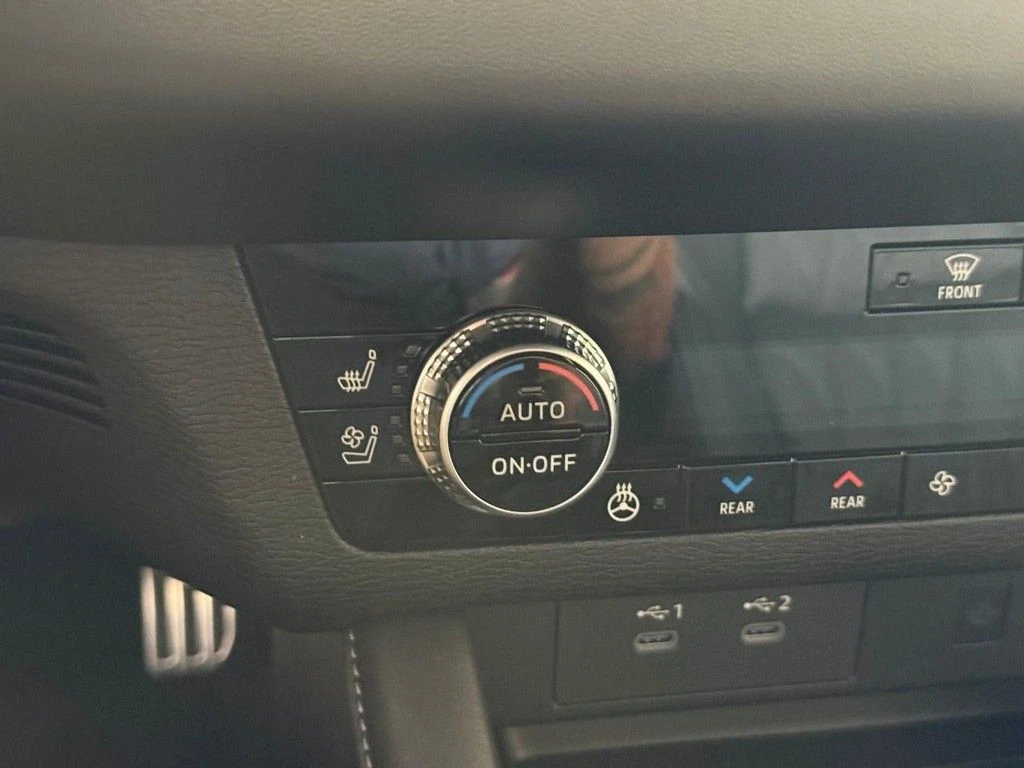 2026 Mitsubishi Outlander SEL - Photo 15