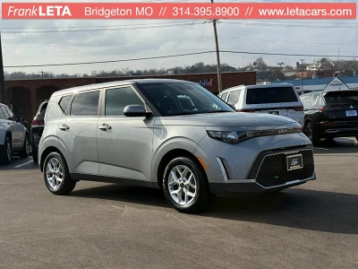 2024 Kia Soul LX's photo