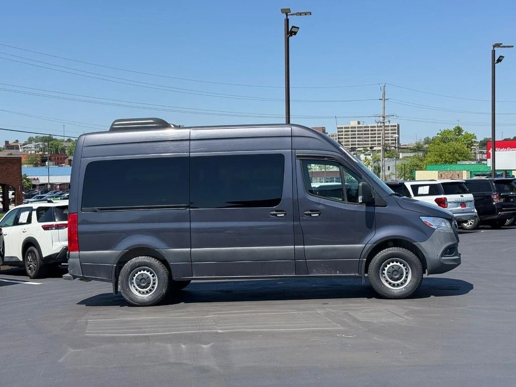 2021 Mercedes-Benz Sprinter 2500 Gas 144 WB High Roof's photo