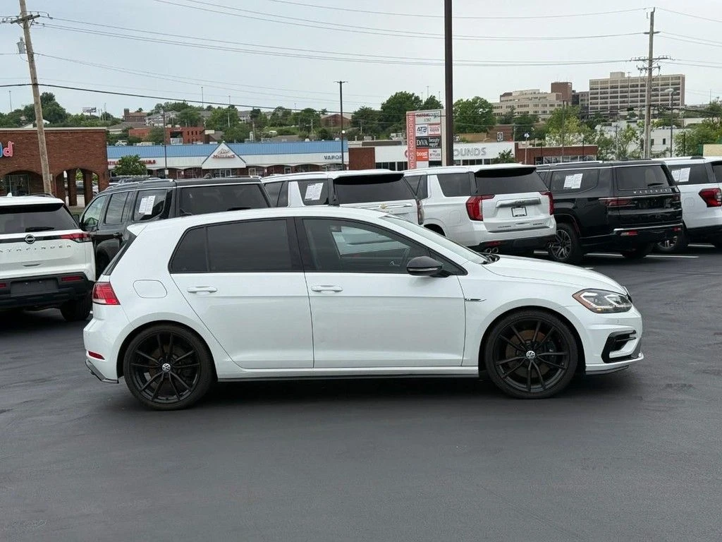 2019 Volkswagen Golf R w/DCC & Navigation 4-door DSG's photo