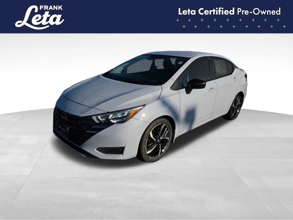 2024 Nissan Versa SR photo 2