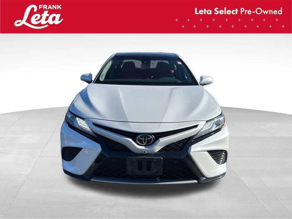 2018 Toyota Camry XSE photo 3