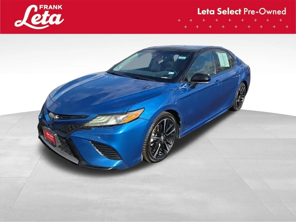 2018 Toyota Camry XSE V6 photo 2