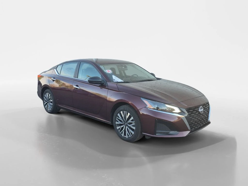 2025 Nissan Altima