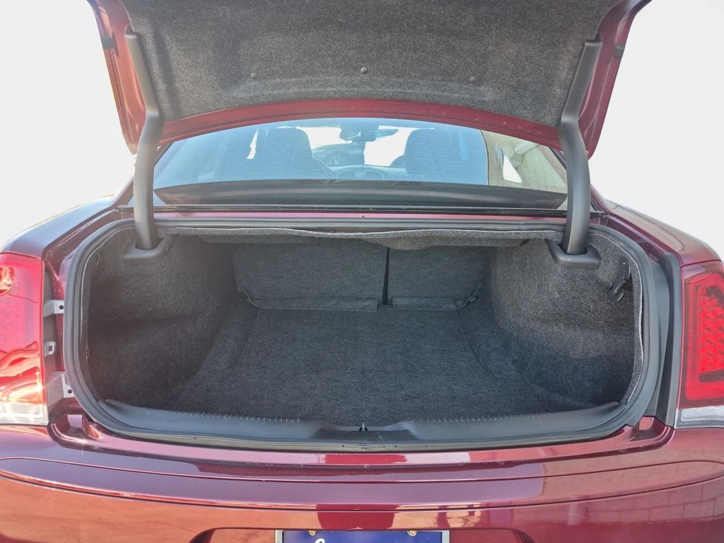 2022 Chrysler 300 Touring - Photo 21