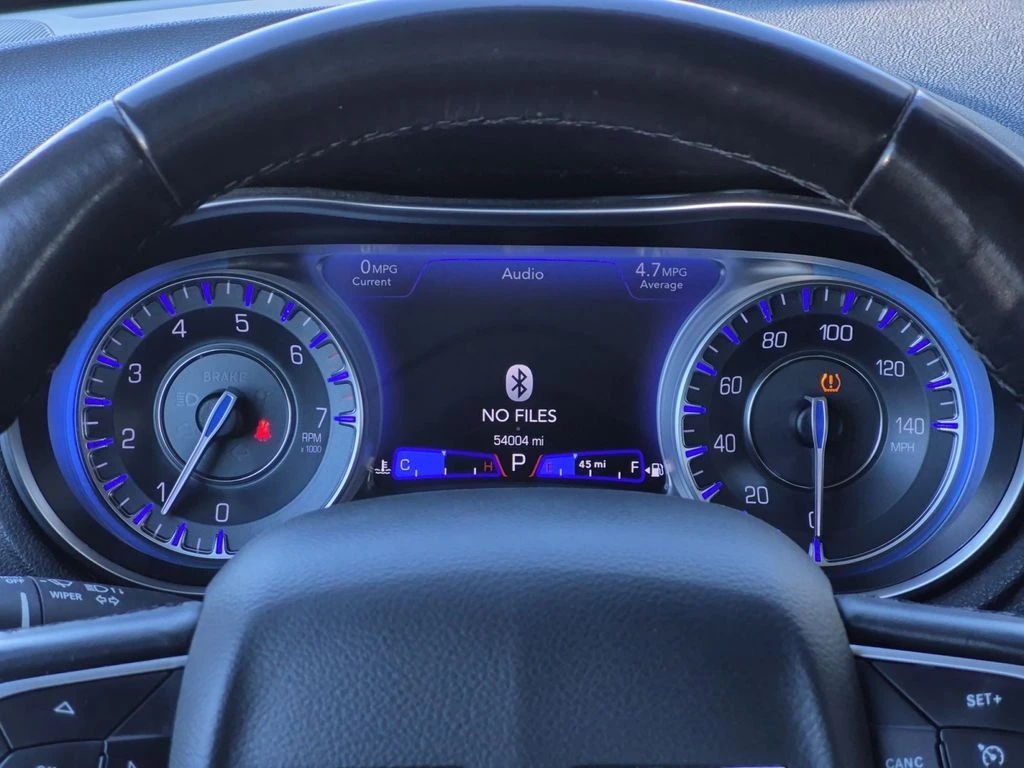 2022 Chrysler 300 Touring - Photo 14