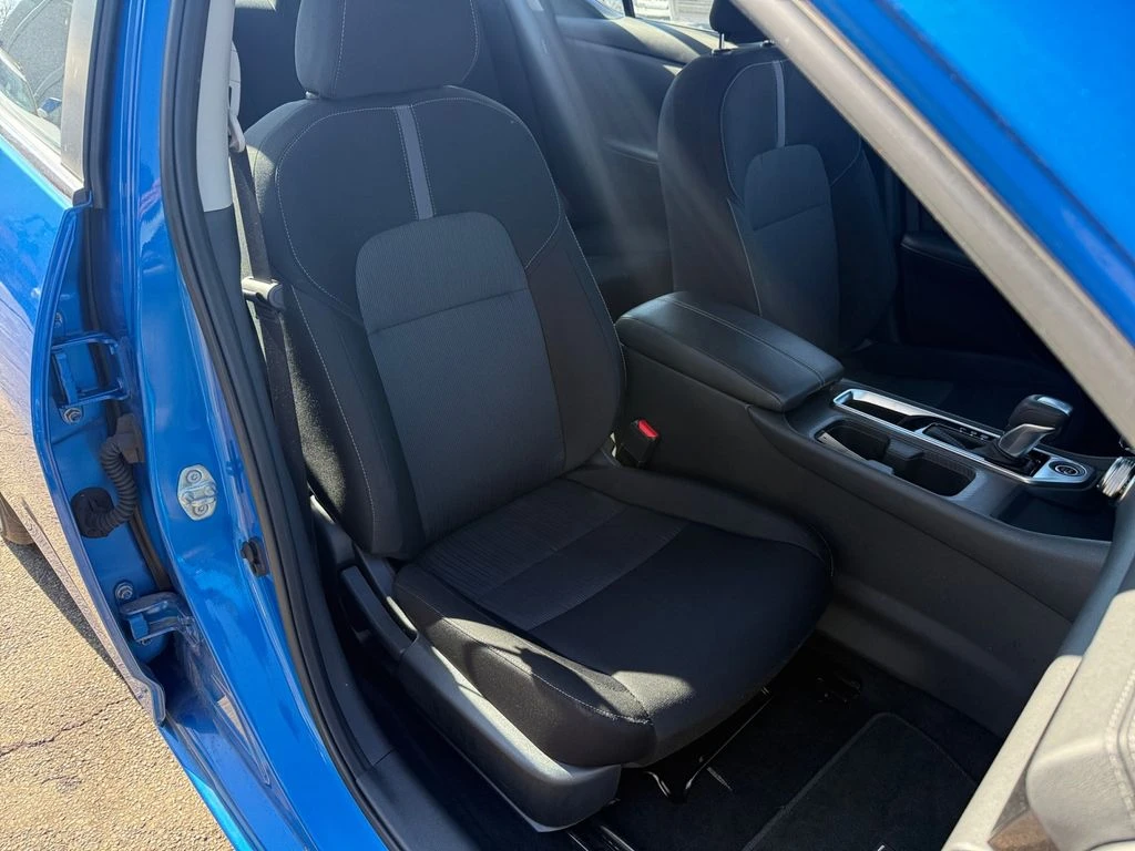 2025 Nissan Sentra SV - Photo 16