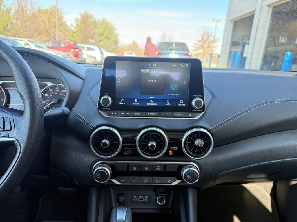 2025 Nissan Sentra SV - Photo 8