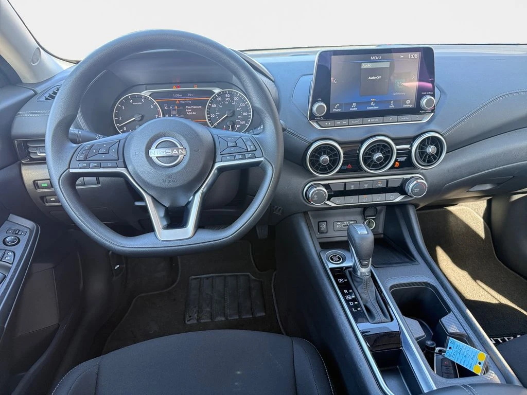 2025 Nissan Sentra SV - Photo 13