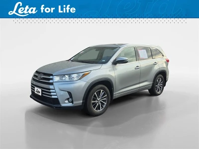2017 Toyota Highlander XLE's photo