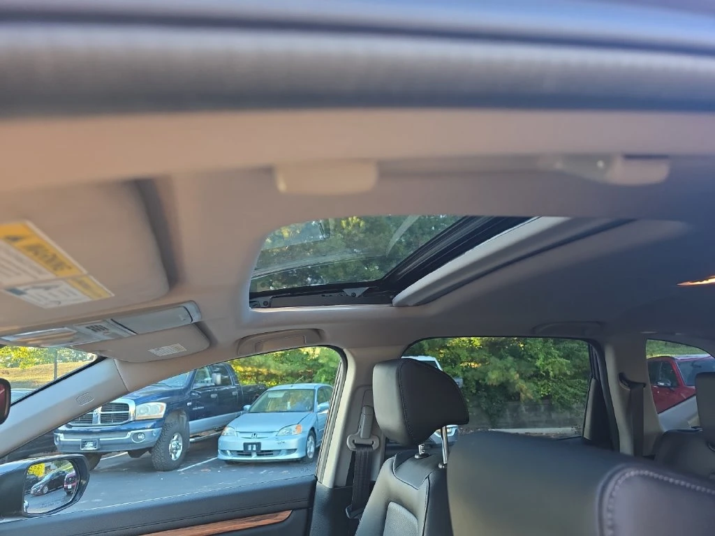 2022 Honda CR-V Touring - Photo 12