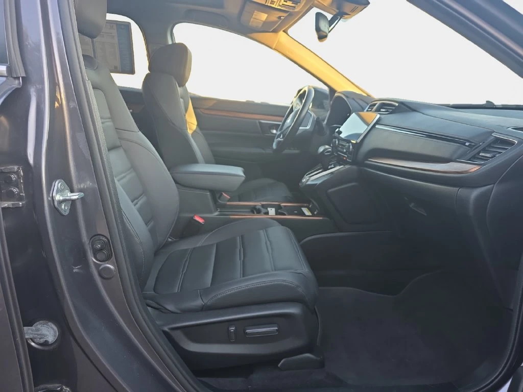 2022 Honda CR-V Touring - Photo 18