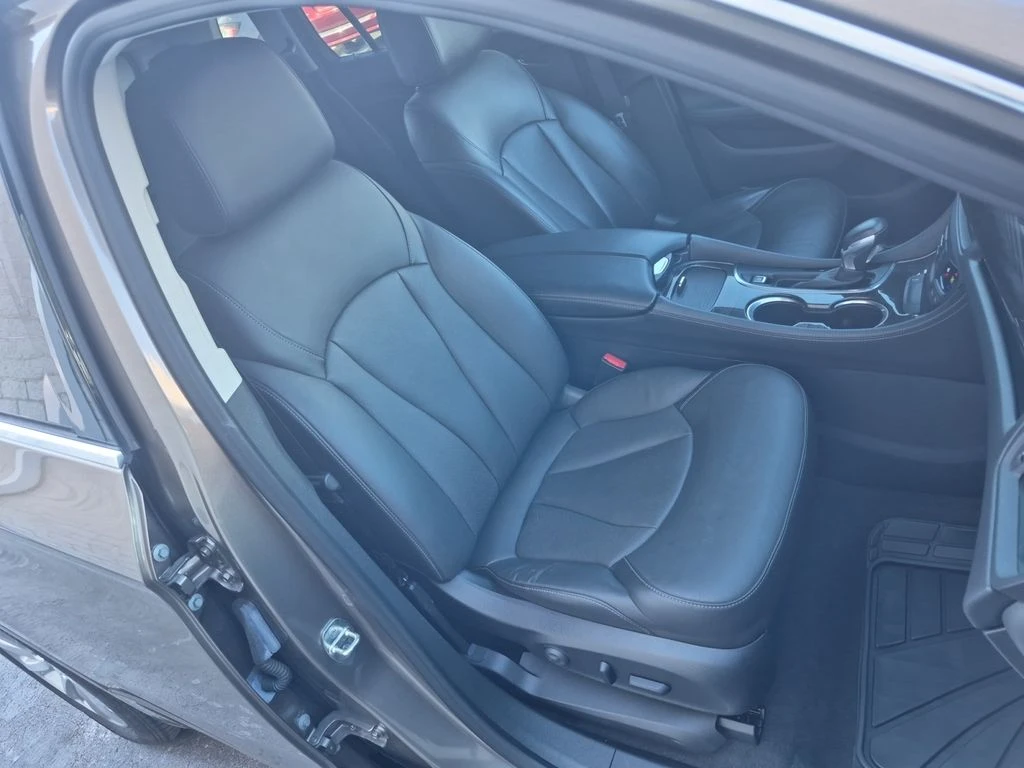 2019 Buick Envision Essence - Photo 16