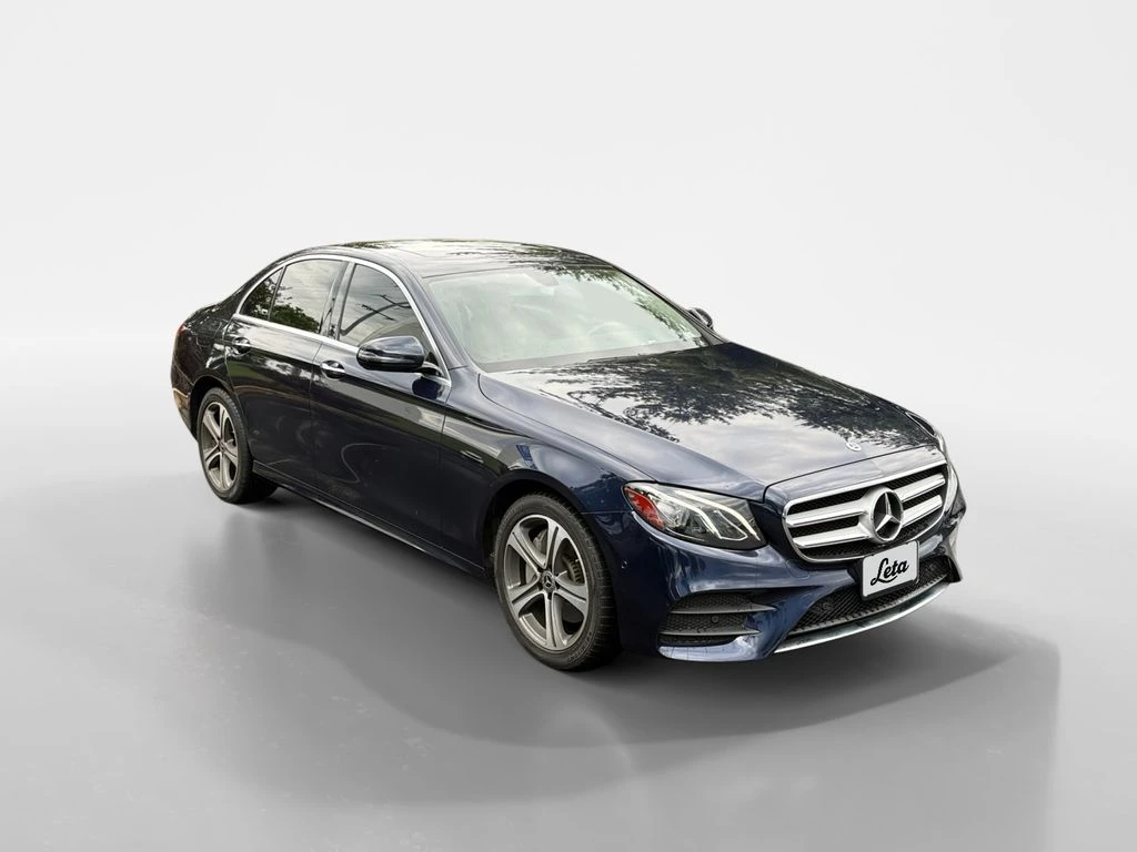 2017 Mercedes-Benz E-Class E300 4MATIC's photo