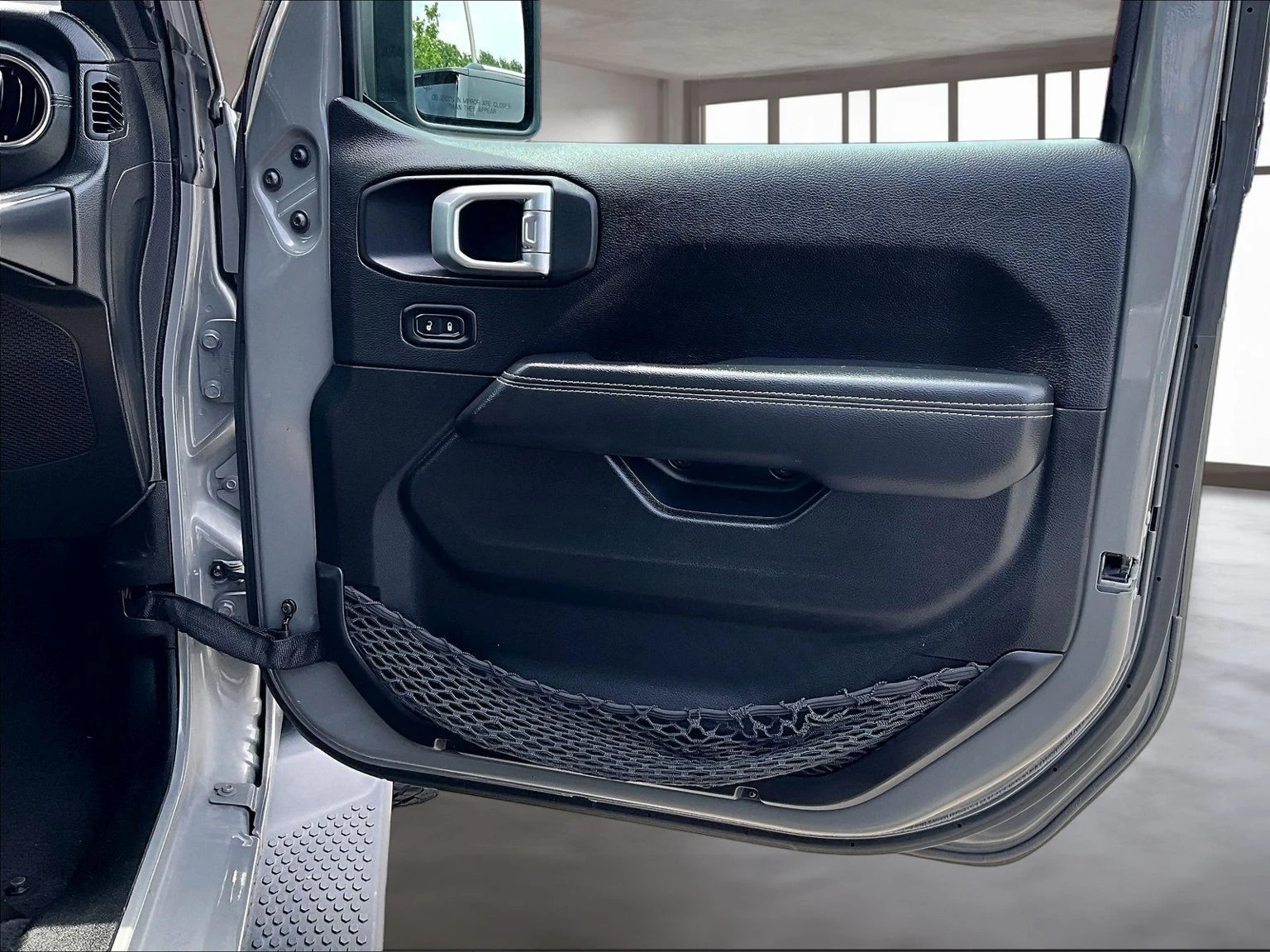 2022 Jeep Wrangler Unlimited Sahara 4XE - Photo 24