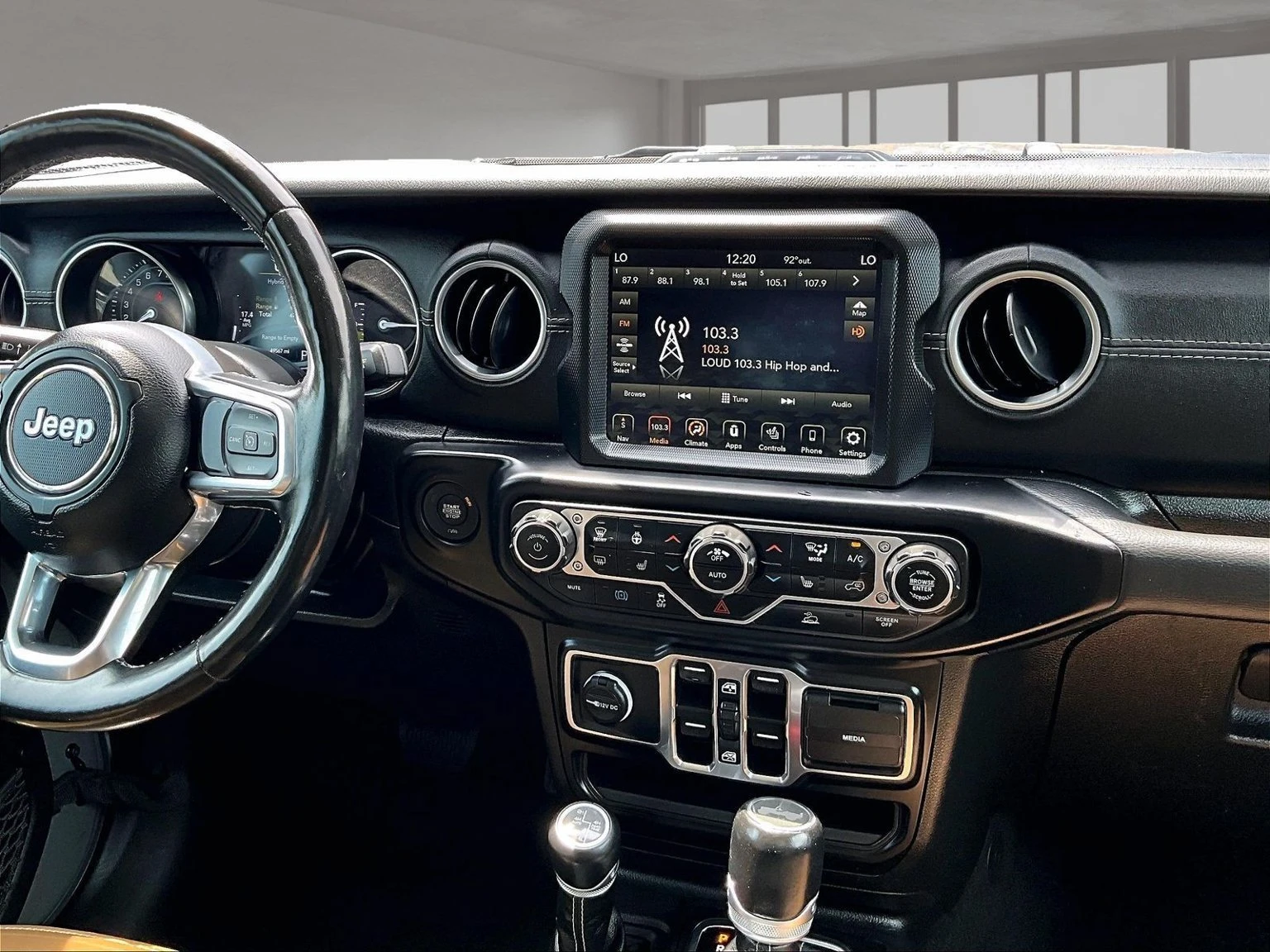 2022 Jeep Wrangler Unlimited Sahara 4XE - Photo 6