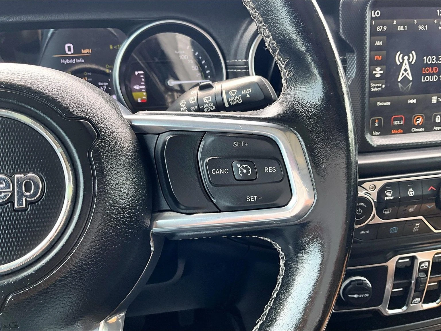 2022 Jeep Wrangler Unlimited Sahara 4XE - Photo 19