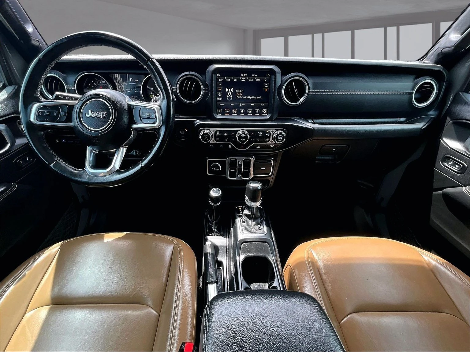 2022 Jeep Wrangler Unlimited Sahara 4XE - Photo 16