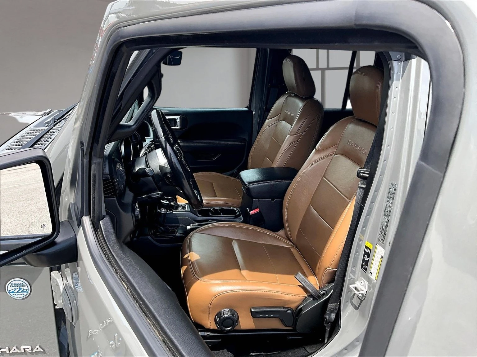 2022 Jeep Wrangler Unlimited Sahara 4XE - Photo 25