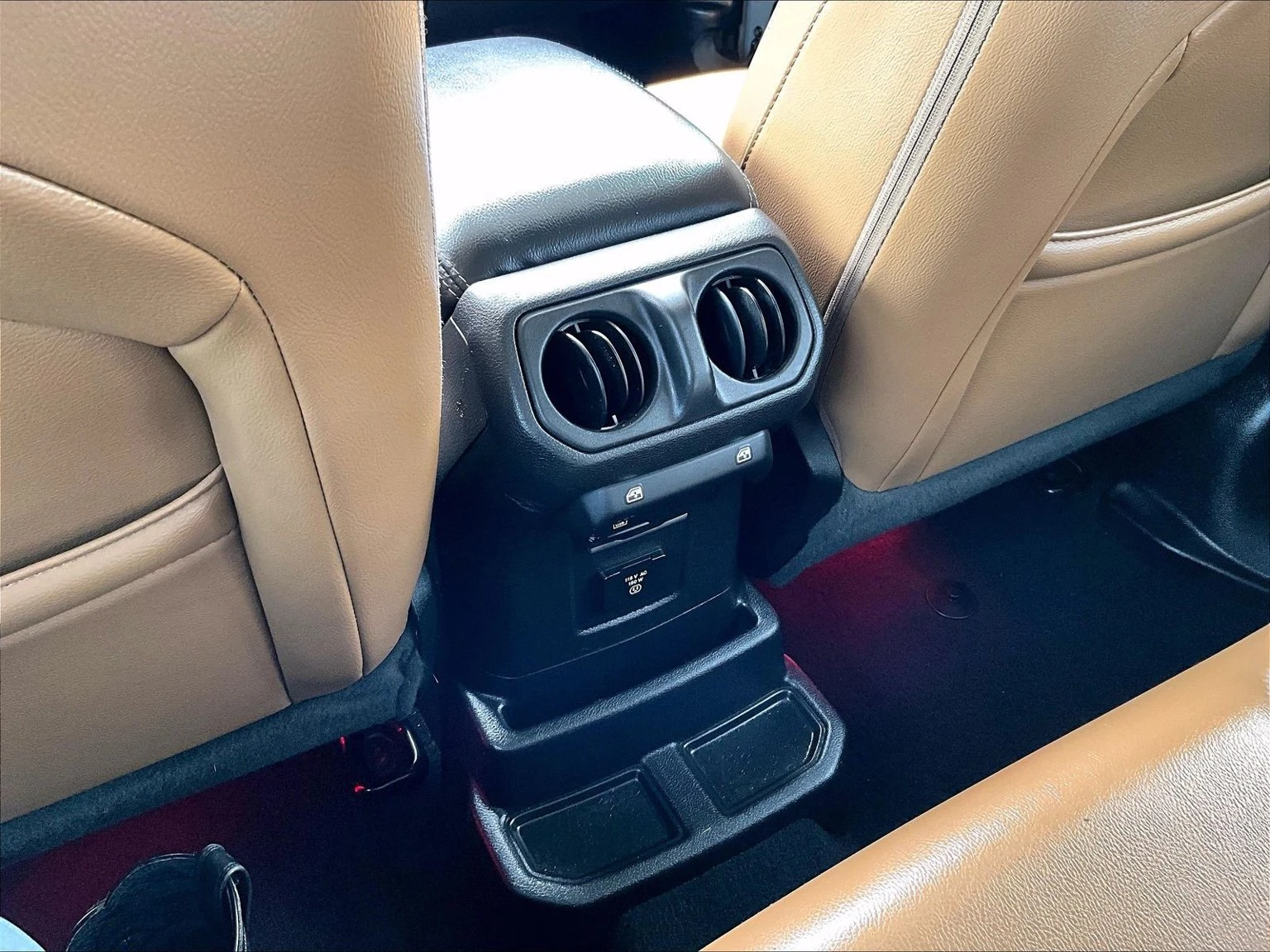 2022 Jeep Wrangler Unlimited Sahara 4XE - Photo 33