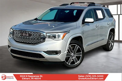 2019 GMC Acadia Denali's photo