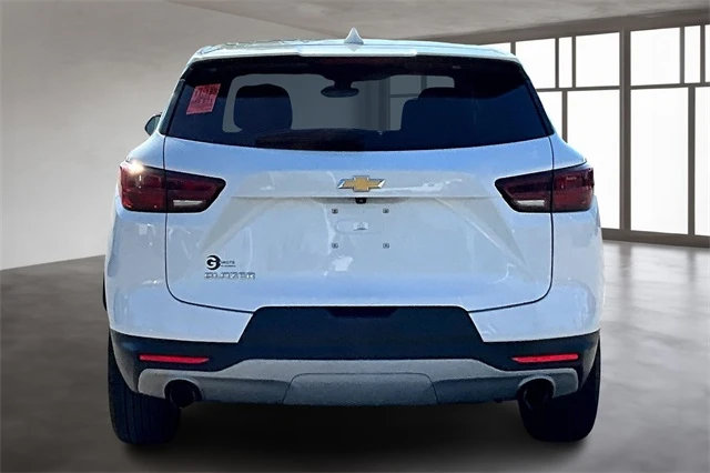 2023 Chevrolet Blazer 2LT photo 4