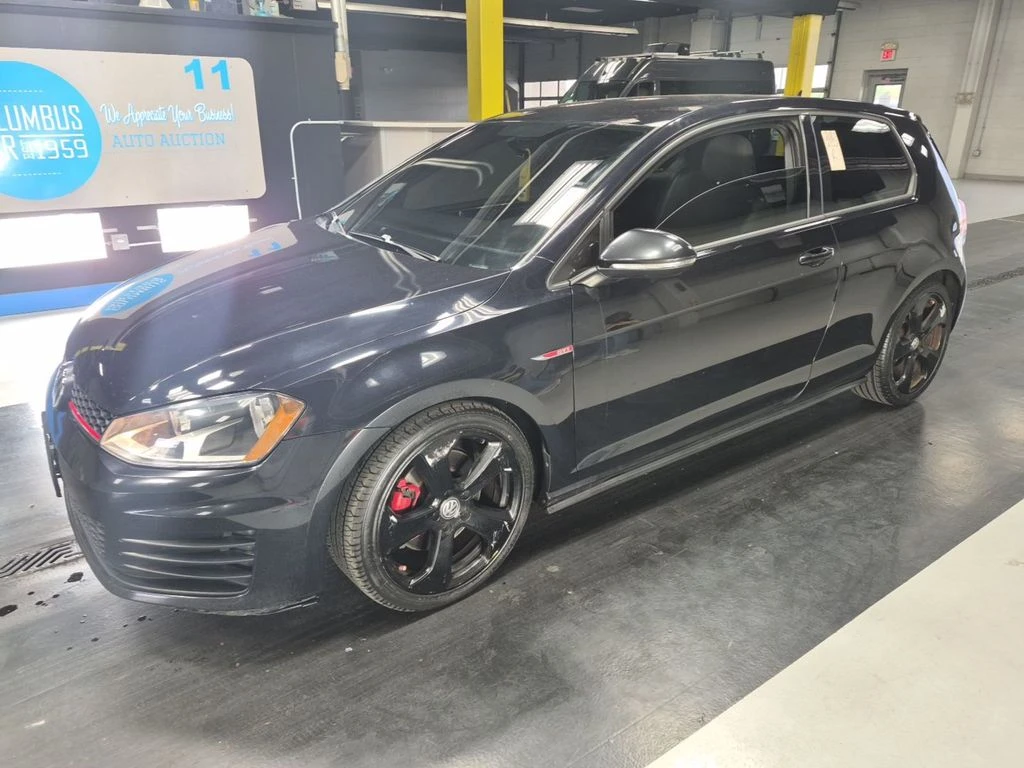 2015 Volkswagen Golf GTI 2.0T S 2-door DSG PZEV's photo