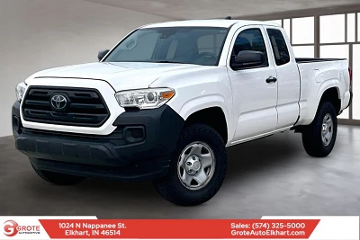 2018 Toyota Tacoma SR