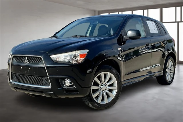 Used 2011 Mitsubishi Outlander Sport SE with VIN JA4AR4AU3BZ023476 for sale in Fort Wayne, IN