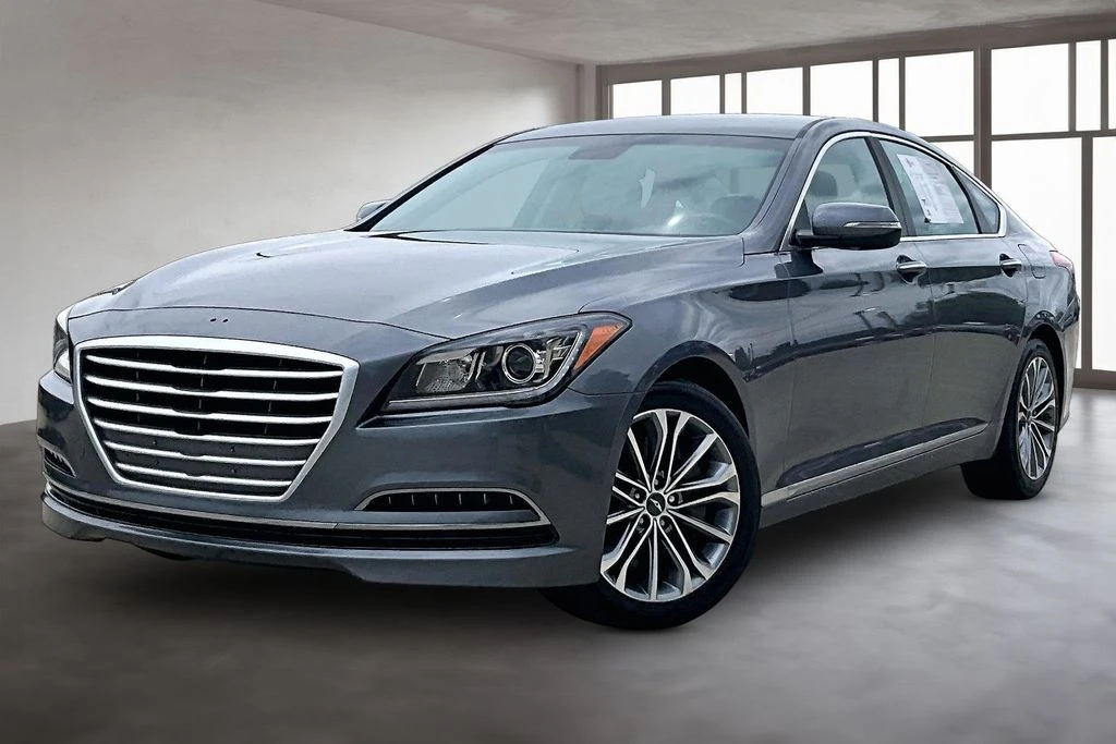 2016 Hyundai Genesis 3.8 RWD's photo