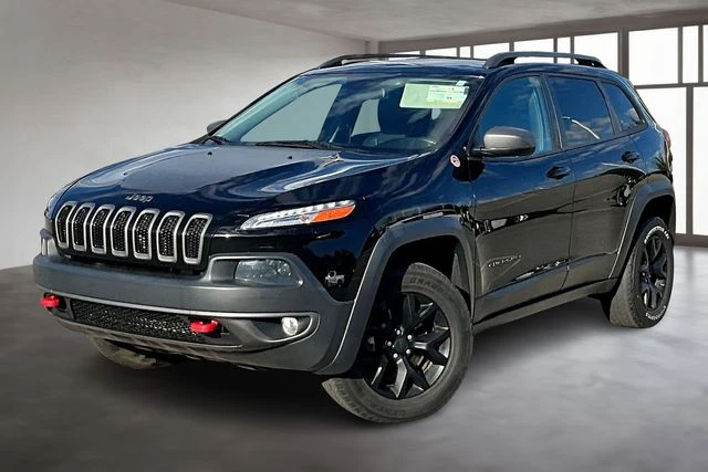 2018 Jeep Cherokee Trailhawk photo 2