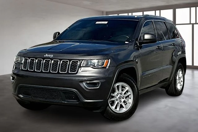 Used 2020 Jeep Grand Cherokee Laredo E with VIN 1C4RJEAG0LC202661 for sale in Fort Wayne, IN