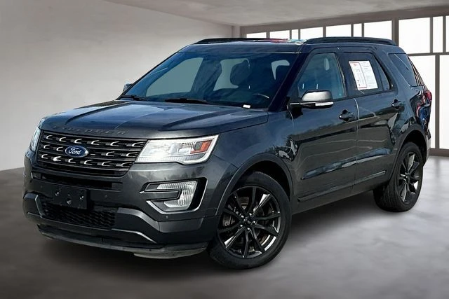 Used 2017 Ford Explorer XLT with VIN 1FM5K8D83HGB57972 for sale in Fort Wayne, IN