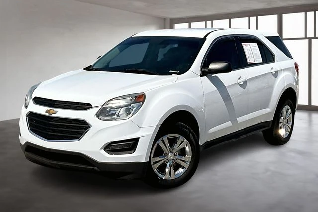Used 2017 Chevrolet Equinox LS with VIN 2GNALBEK1H1565267 for sale in Fort Wayne, IN