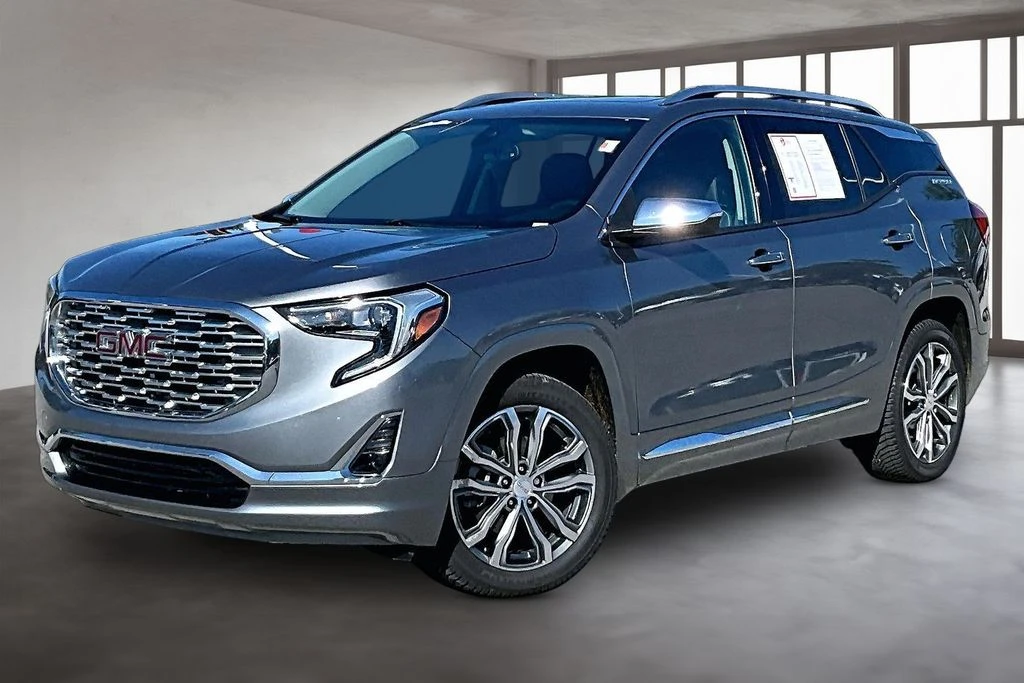 2019 GMC Terrain Denali AWD's photo