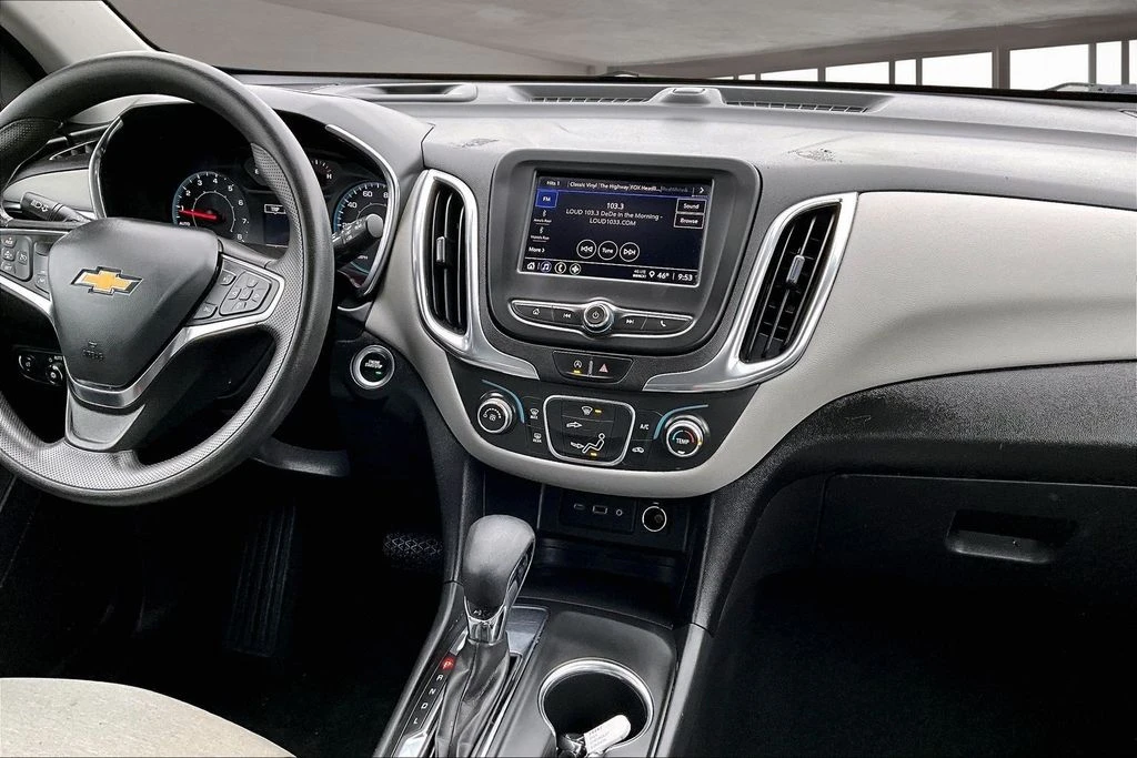 2024 Chevrolet Equinox LS photo 4