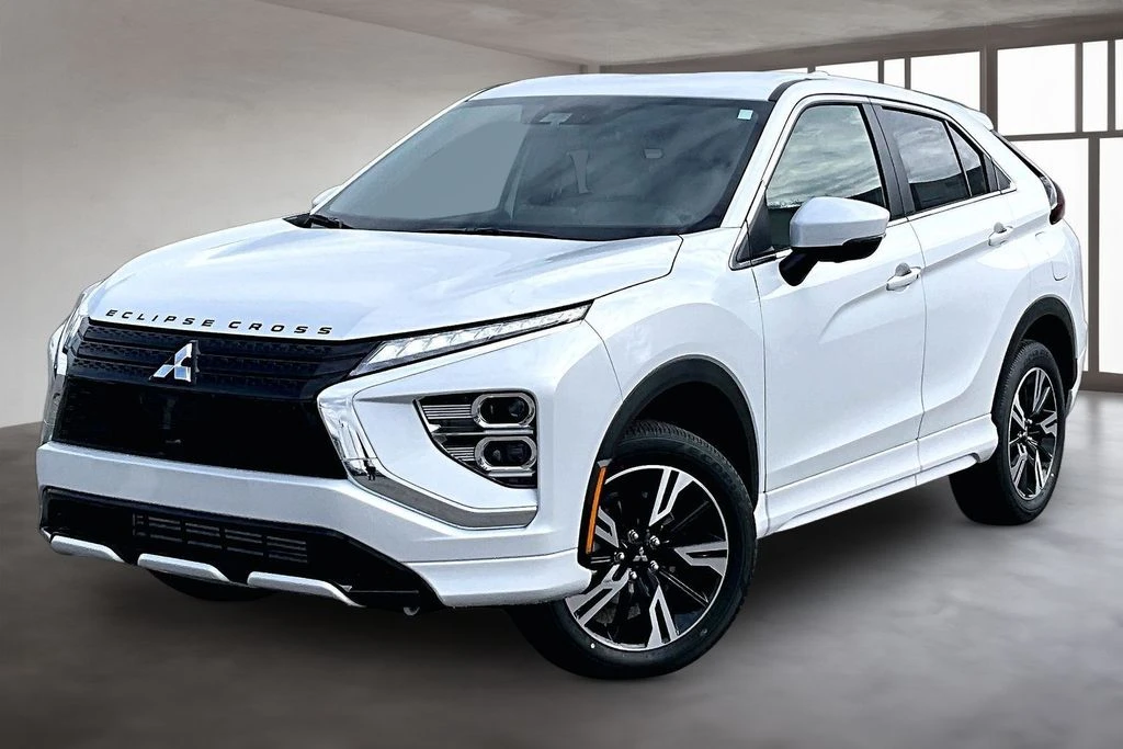 2026 Mitsubishi Eclipse Cross SEL S-AWC's photo