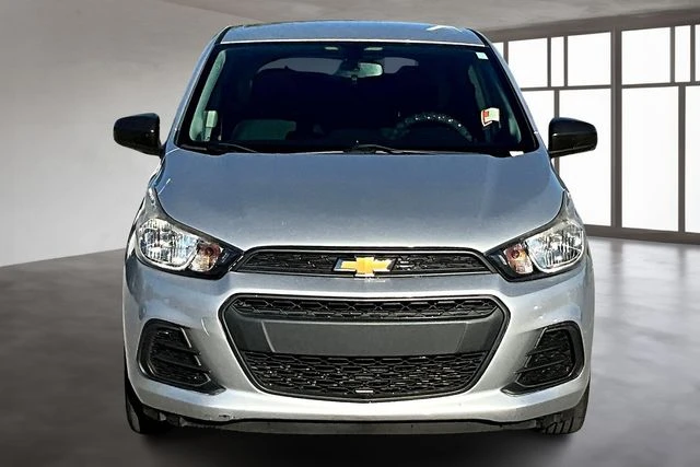 2017 Chevrolet Spark LS photo 4