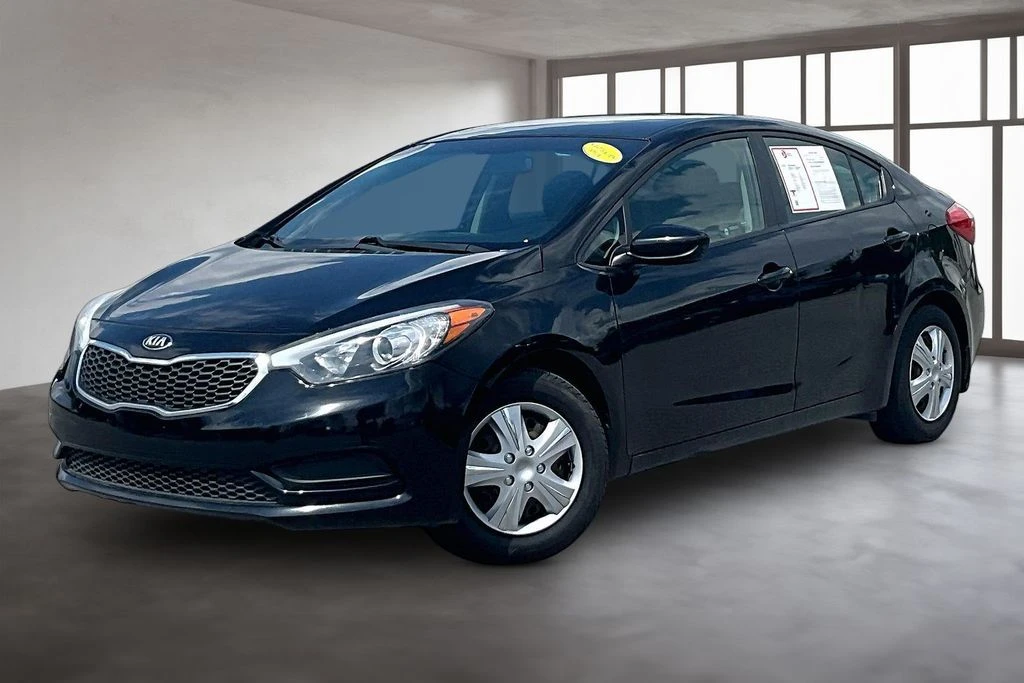 2016 Kia Forte LX's photo