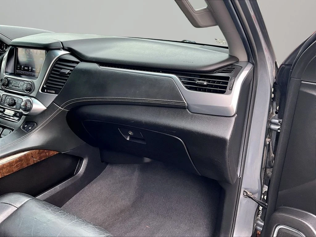 2019 Chevrolet Tahoe LT - Photo 16