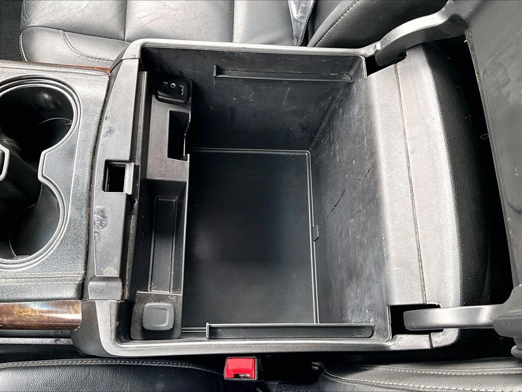 2019 Chevrolet Tahoe LT - Photo 32