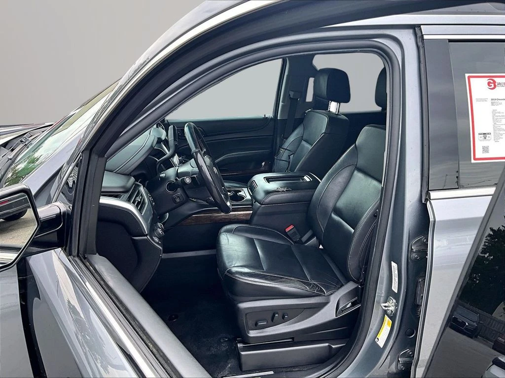 2019 Chevrolet Tahoe LT - Photo 24