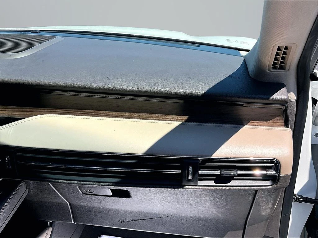 2022 Lincoln Corsair Reserve - Photo 16