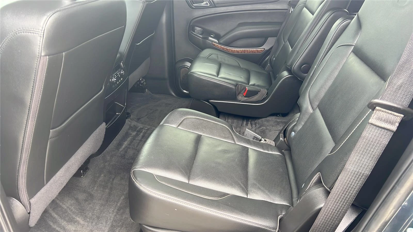 2020 Chevrolet Tahoe Premier - Photo 14