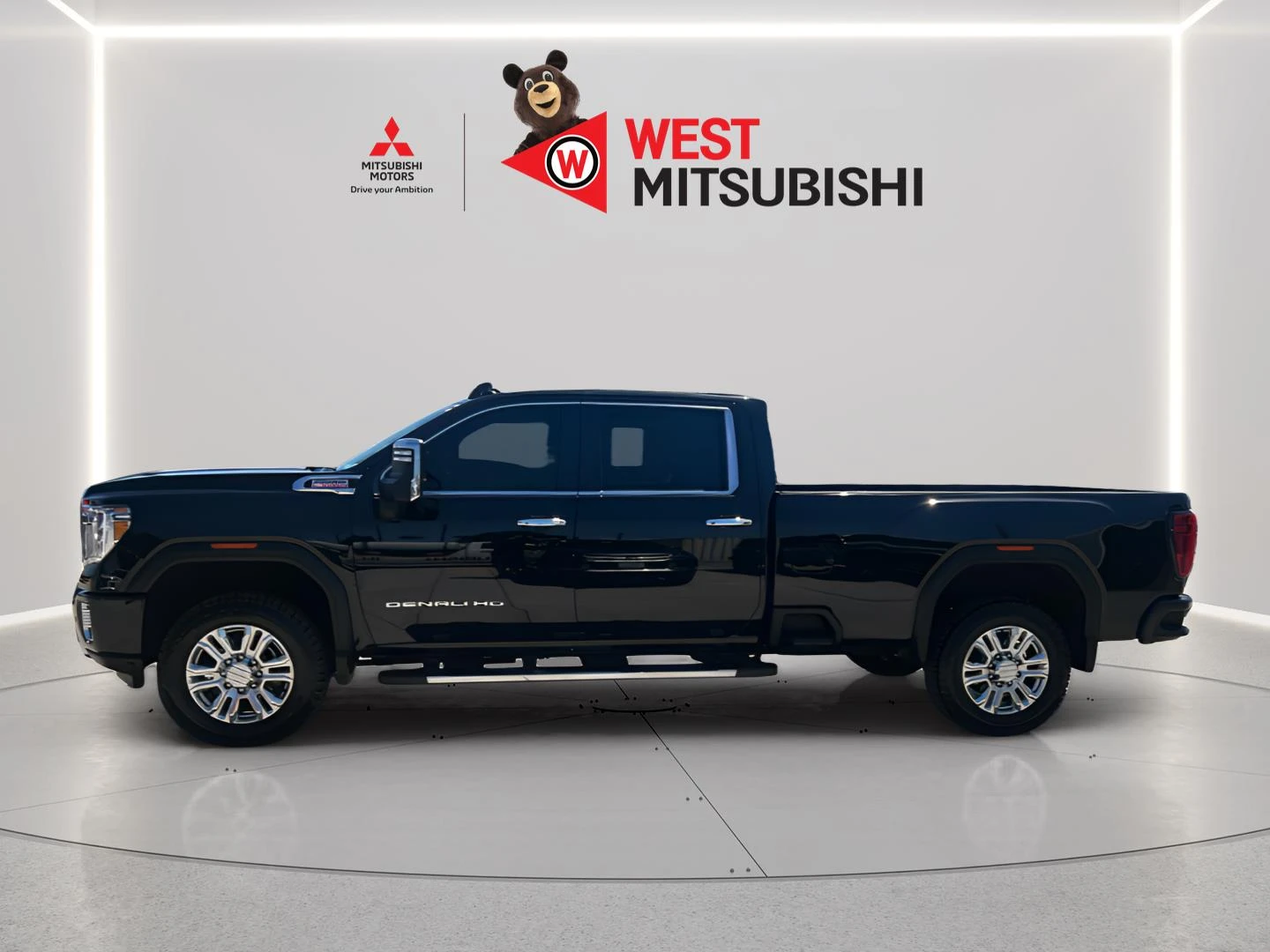 2022 GMC Sierra 4WD Crew Cab Standard Box Denali's photo