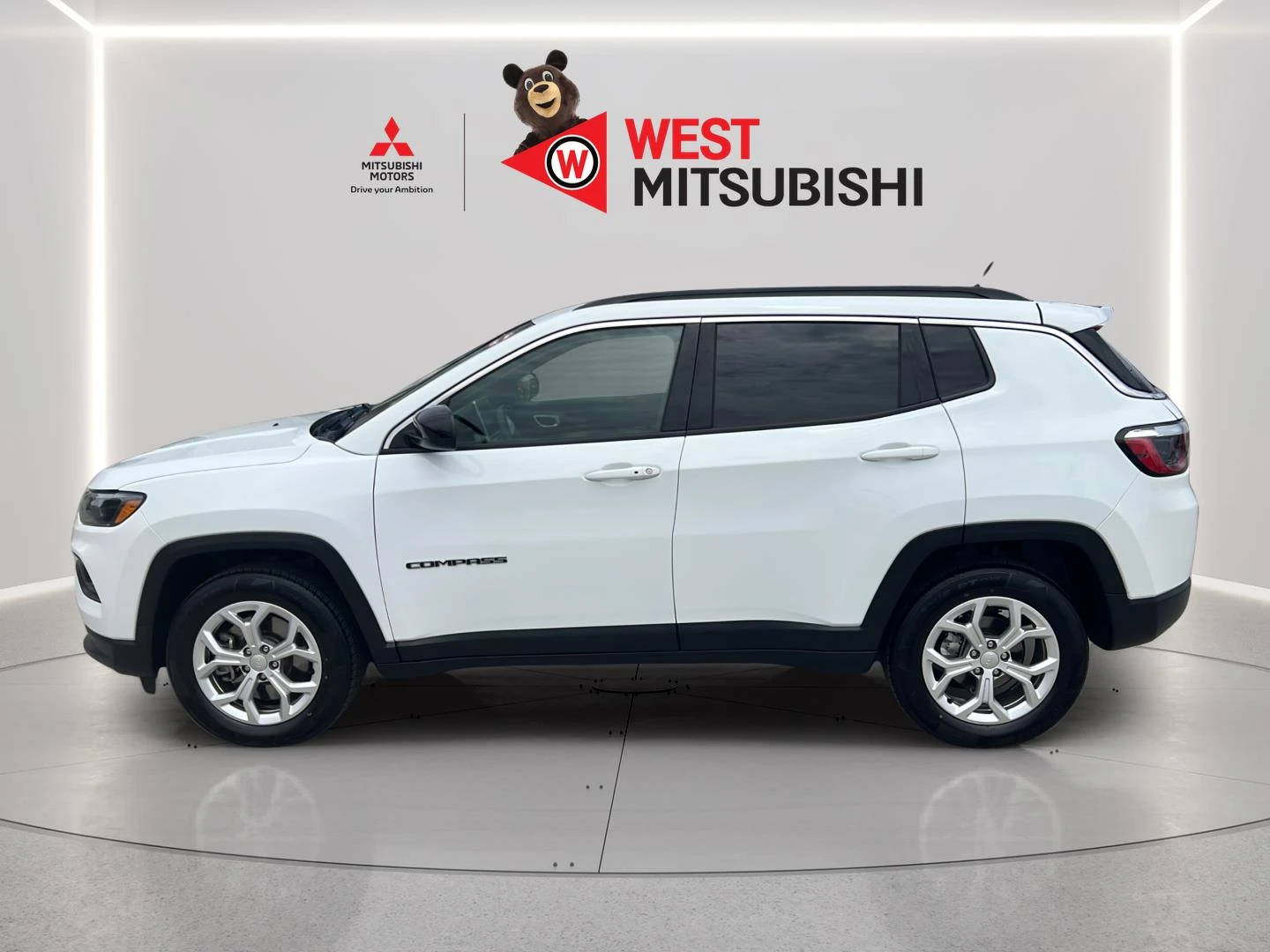 Used 2024 Jeep Compass Latitude with VIN 3C4NJDBN5RT110688 for sale in Orland, CA