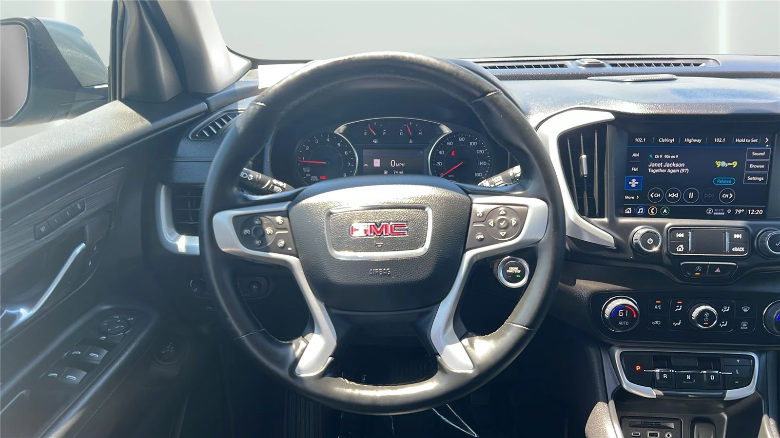 2023 GMC Terrain SLT - Photo 10