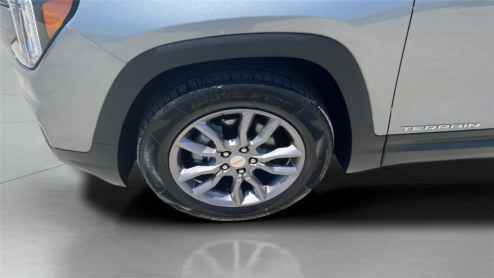 2023 GMC Terrain SLT - Photo 19
