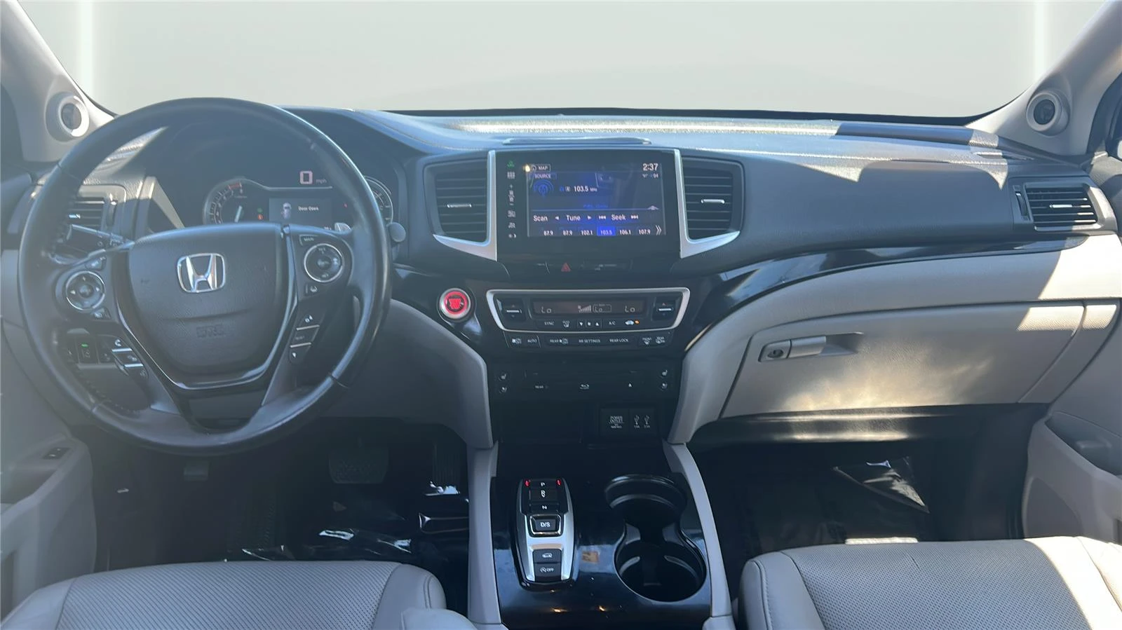 2016 Honda Pilot Elite - Photo 8