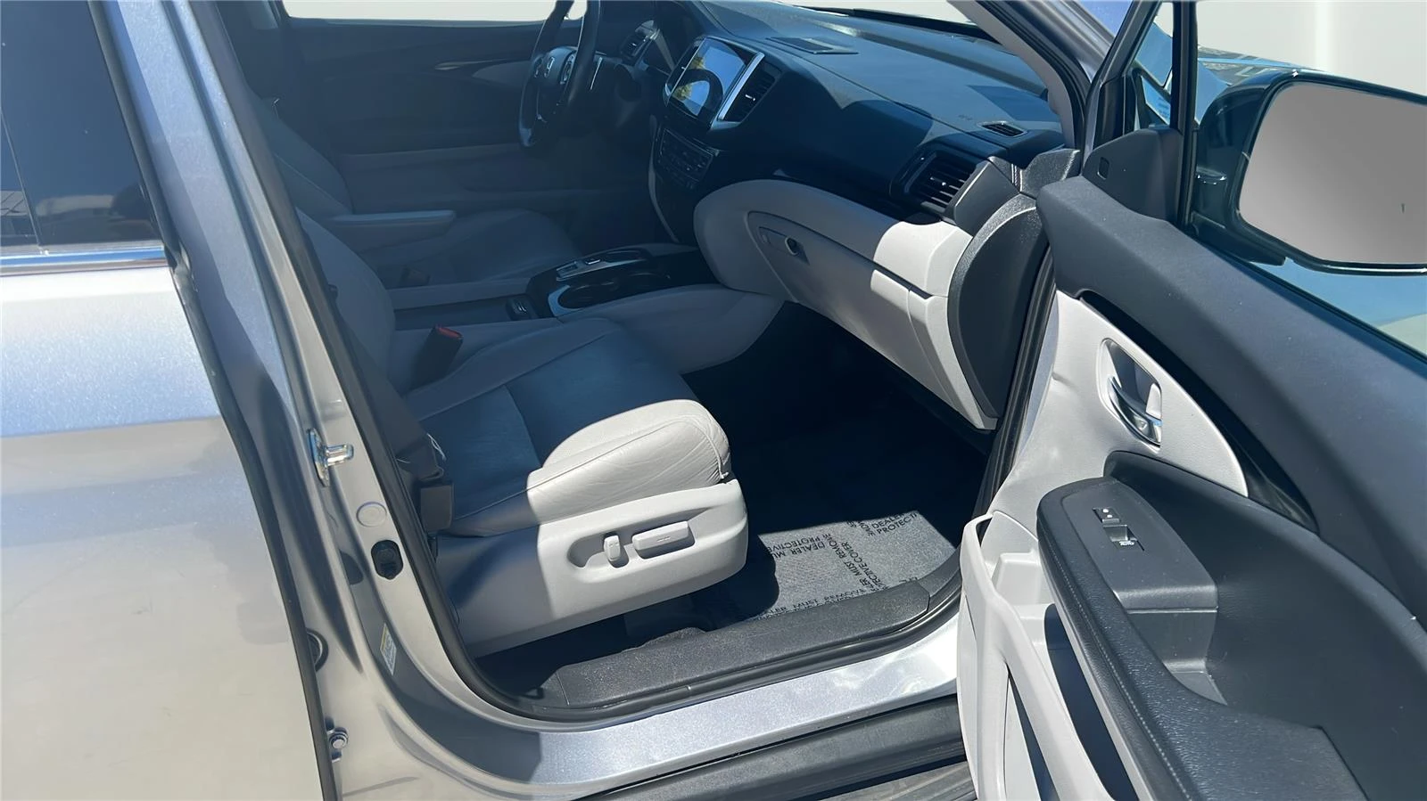 2016 Honda Pilot Elite - Photo 12
